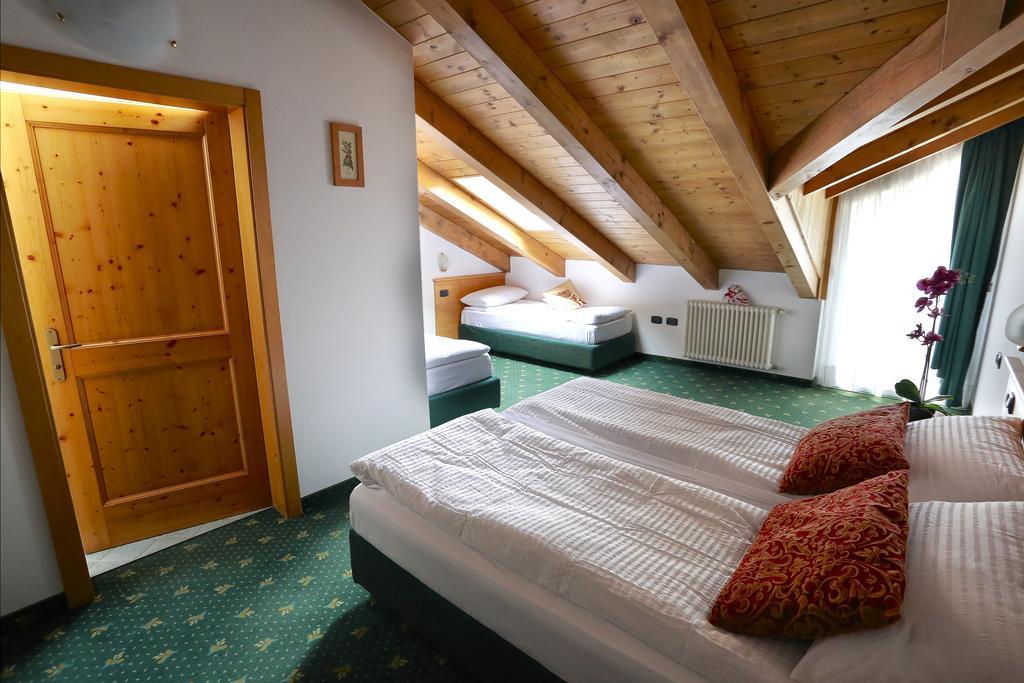 Alp Hotel Dolomiti Dimaro Exterior photo